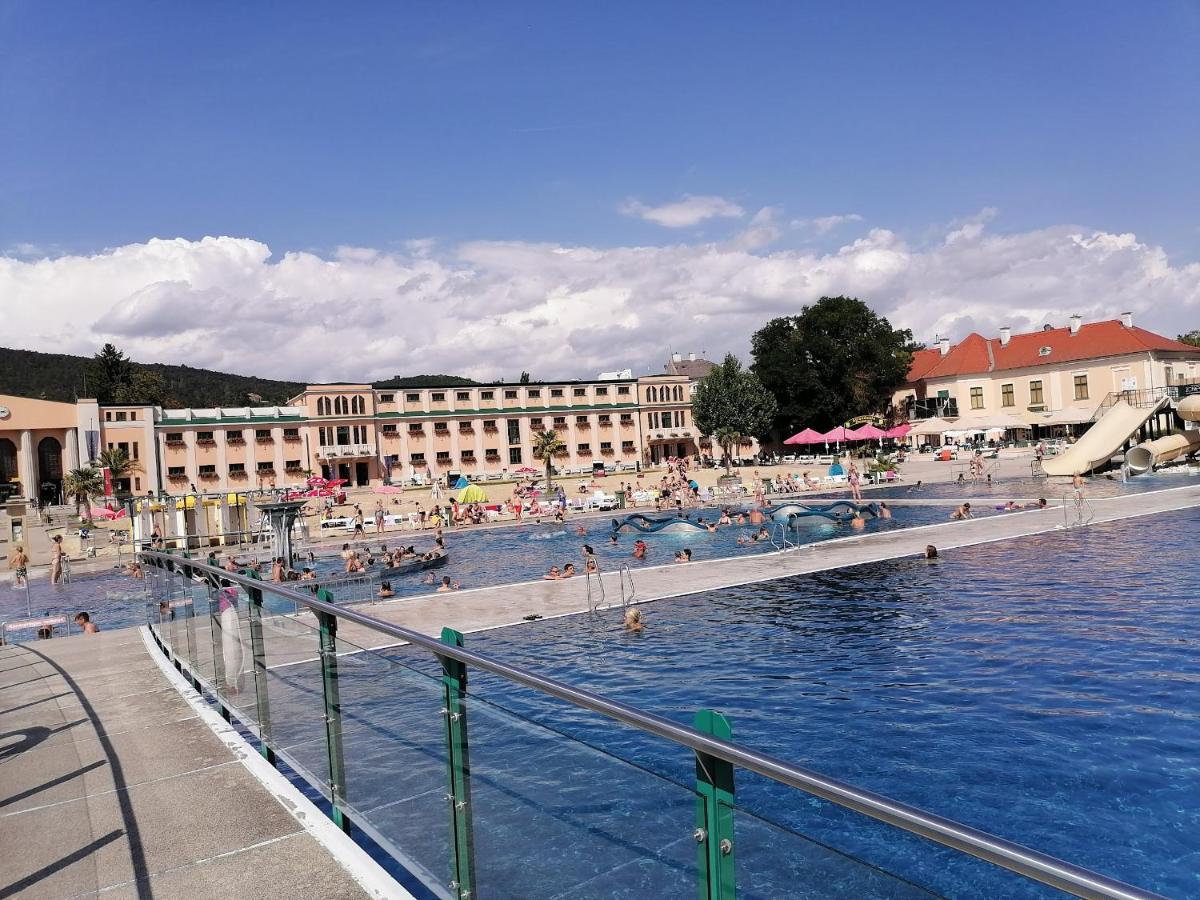 Das Gutenbrunn Thermen & Sporthotel Baden Luaran gambar