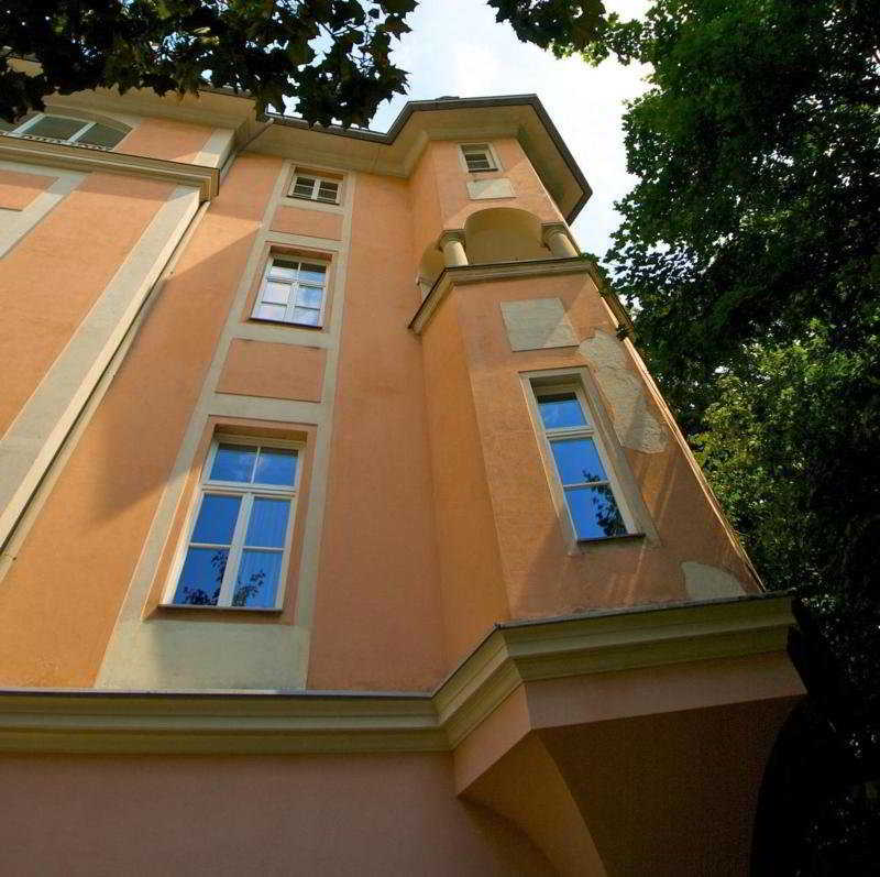 Das Gutenbrunn Thermen & Sporthotel Baden Luaran gambar