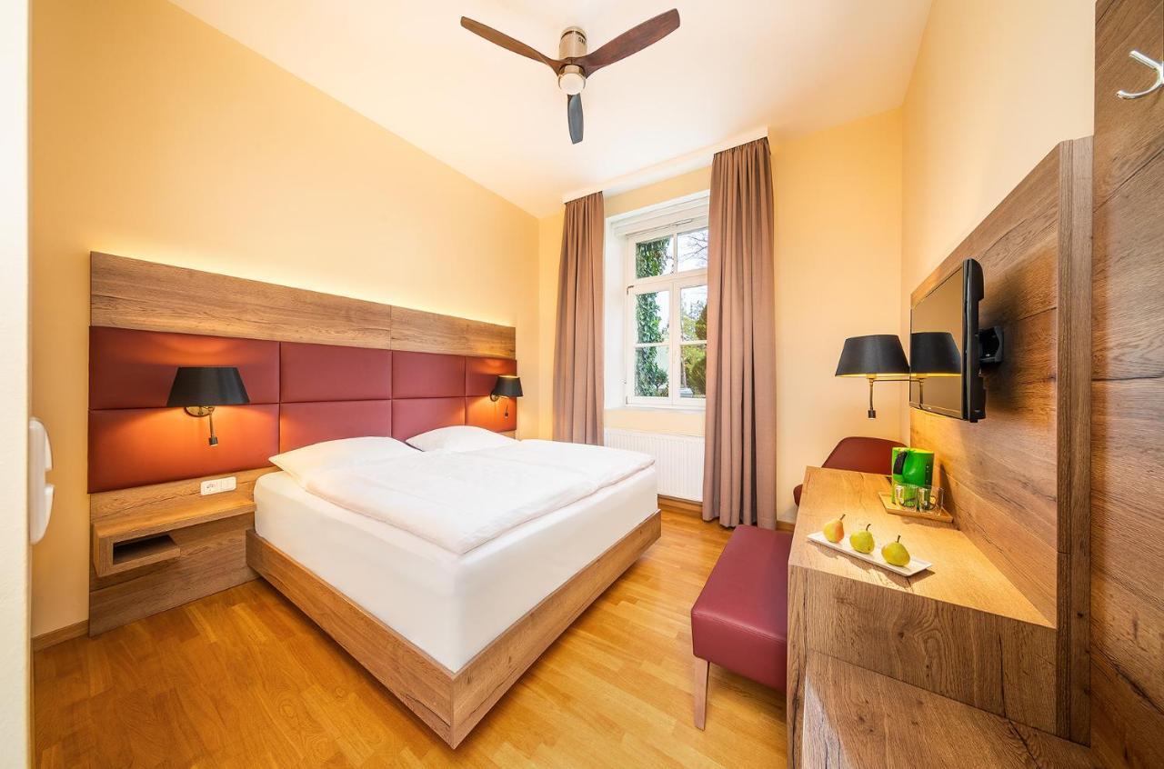 Das Gutenbrunn Thermen & Sporthotel Baden Luaran gambar
